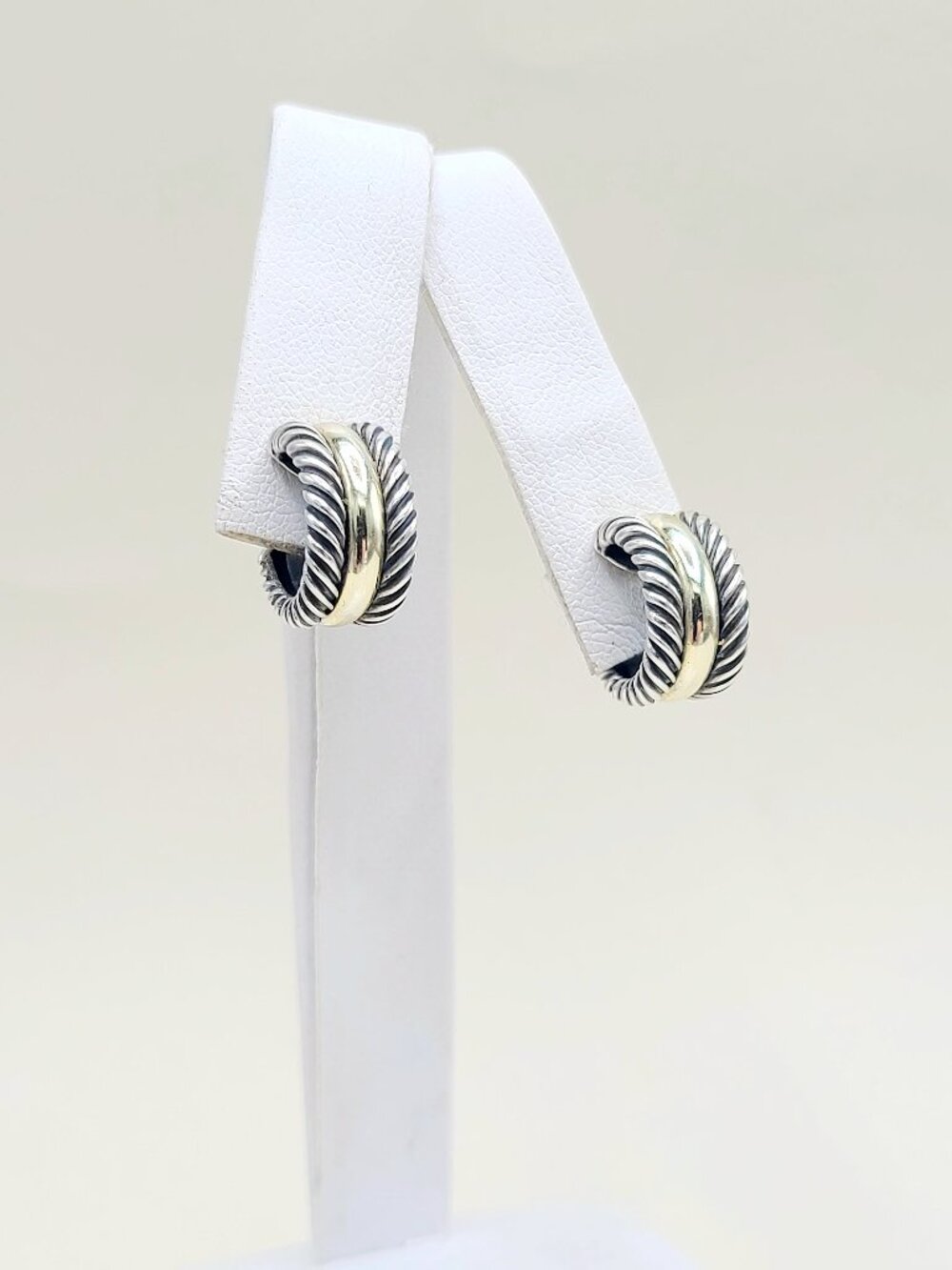 David Yurman Cable Classic Hoop Earrings w/ 14K Yellow Gold - RARE - Picture 2 of 8